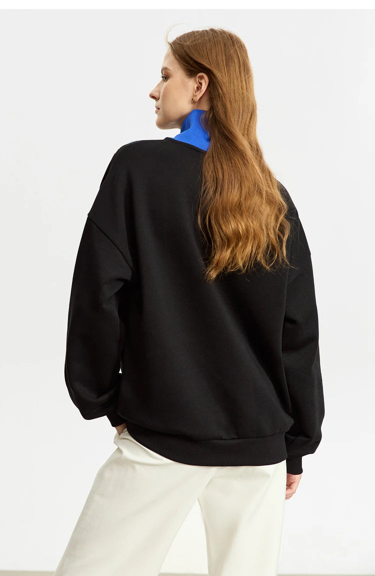 AMII Minimalist Preppy Style Embroidery Sweatshirt Women 2024 Autumn Lazy Loose Spliced Turtleneck Velvet Pullovers 12333011