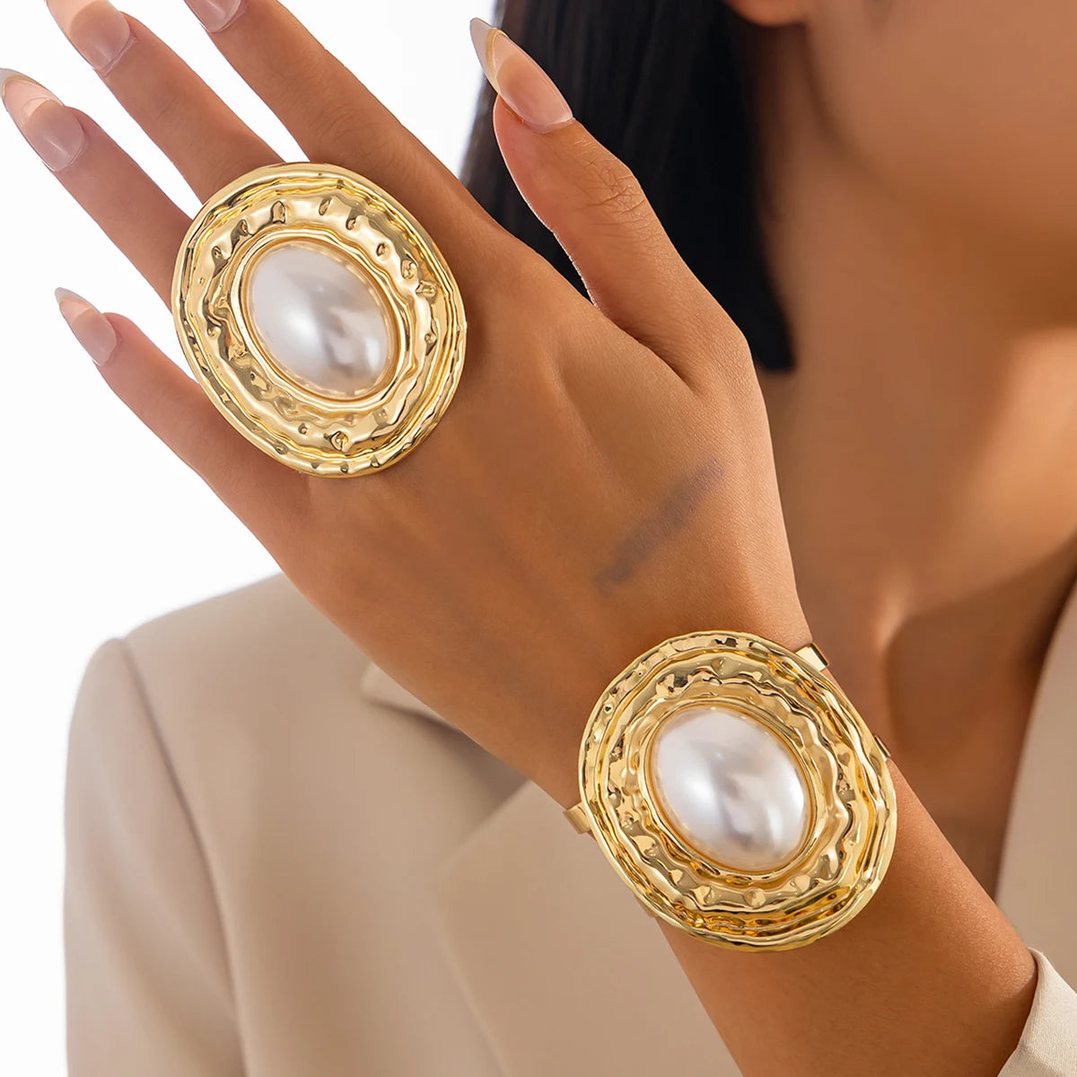 PuRui 2Pcs/Set Exaggerated Circle Chunky Adjustable Open Cuff Bangles Imitation Pearl Rings for Women Grunge Jewelry Set Gift