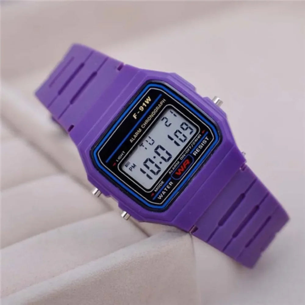 Luxury Ladies Wristwatches Relojes Para Mujer Retro Square Electronic Watches Digital Display Women Men Watch Rose Gold Silver