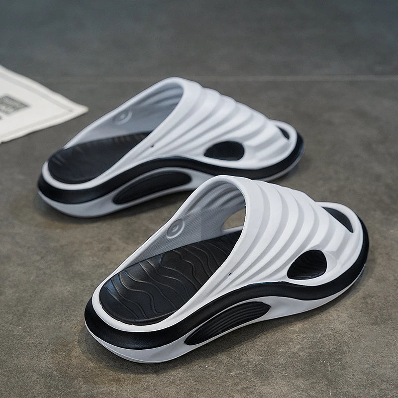Summer Men's Slippers Outdoor Sandals Beach Comfortable Slides Indoor Men Casual Shoes Garden Shoes Men Home Slippers Flip Flops