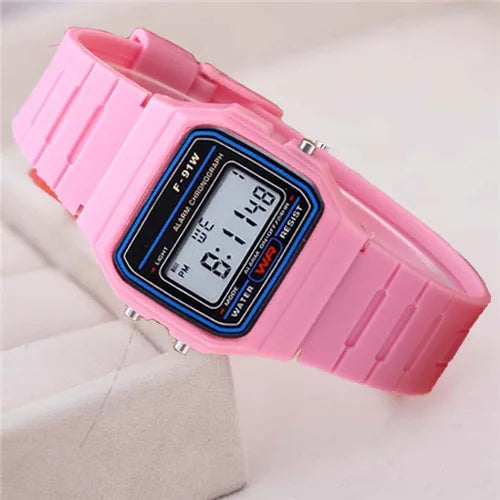 Luxury Ladies Wristwatches Relojes Para Mujer Retro Square Electronic Watches Digital Display Women Men Watch Rose Gold Silver