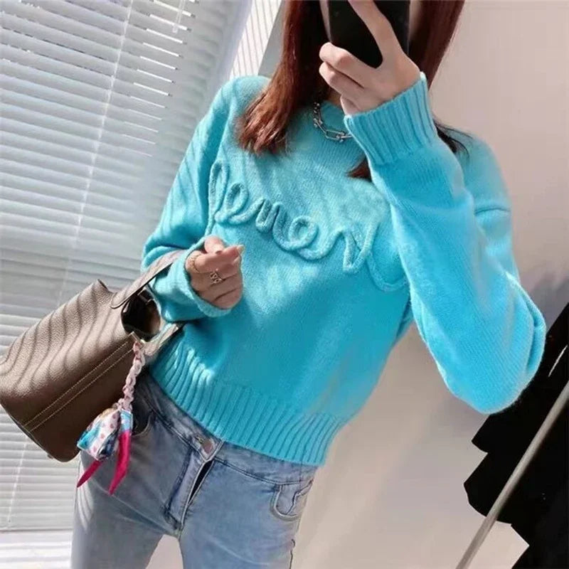 Autumn New Pullover Sweater Women Design Sense Letter Knitted Beaded Round Neck Short Simple Female Knitted Top