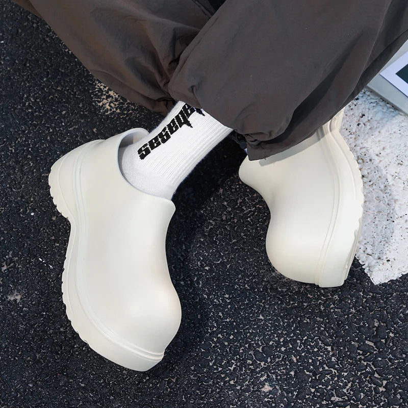 Slippers for men, spring trendsetters, height increasing thick soled big toe shoes, stylish men, summer outerwear, casual fashio