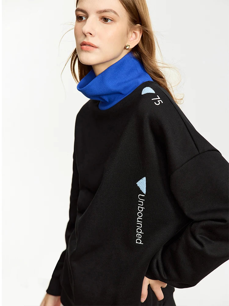 AMII Minimalist Preppy Style Embroidery Sweatshirt Women 2024 Autumn Lazy Loose Spliced Turtleneck Velvet Pullovers 12333011