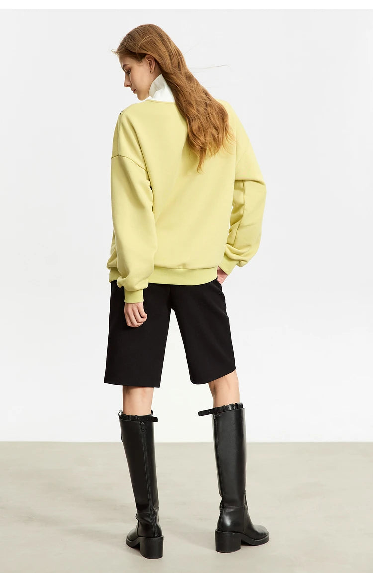 AMII Minimalist Preppy Style Embroidery Sweatshirt Women 2024 Autumn Lazy Loose Spliced Turtleneck Velvet Pullovers 12333011