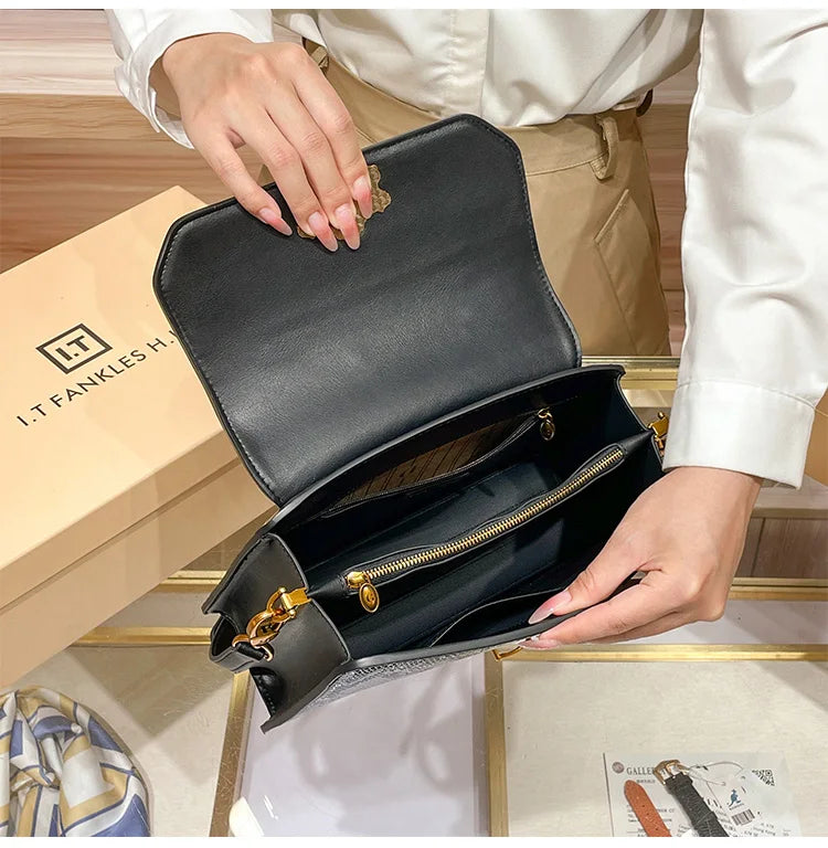 Light luxury brand women's handbag for spring and summer 2025, designer's high-quality shoulder bag, fashionable crossbody bag,