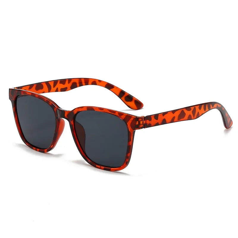Retro Classic Vintage Square Sunglasses Women Oversized Sunglasses Women Men Retro Leopard Luxury Sun Glasses UV400 Glasses