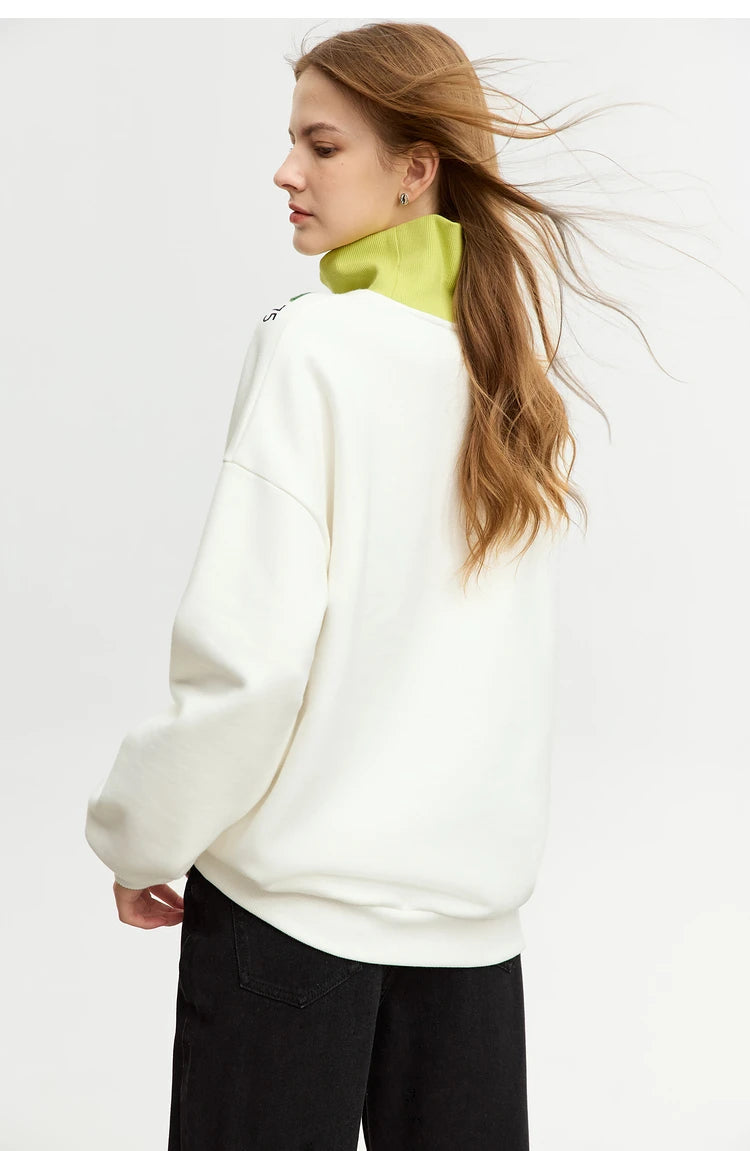 AMII Minimalist Preppy Style Embroidery Sweatshirt Women 2024 Autumn Lazy Loose Spliced Turtleneck Velvet Pullovers 12333011