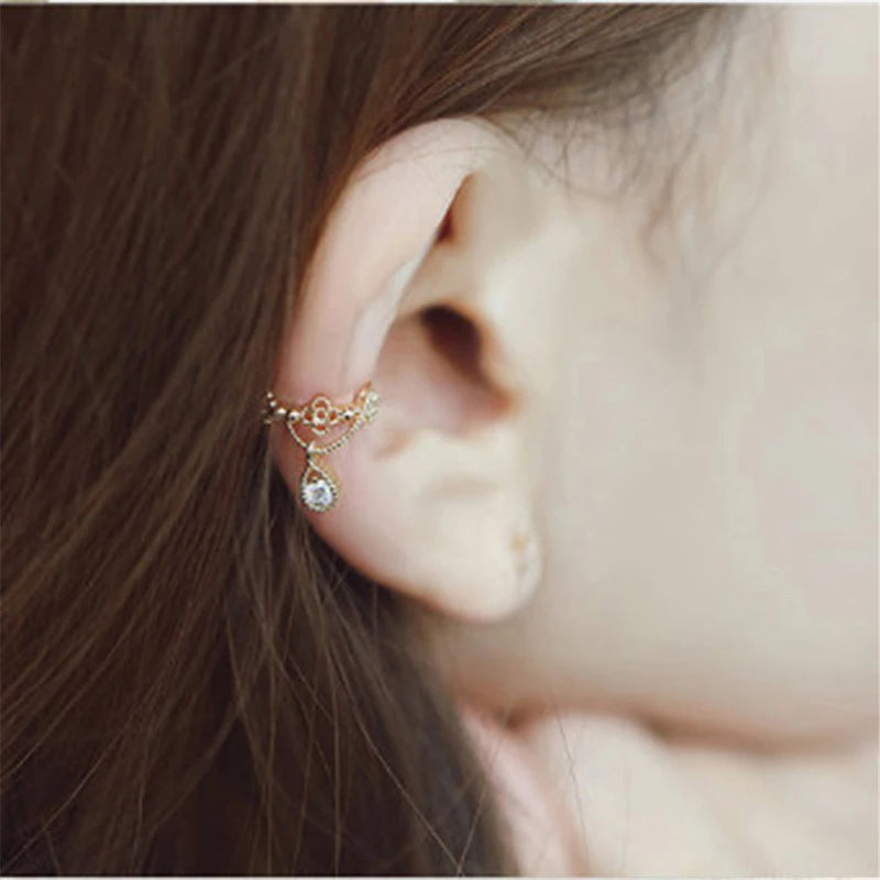Pearl Ear Cuff Clip Earrings Non-Piercing Bone C-shaped Ear Ring Without Puncture Minimalist Earrings for Women Fashion Jewelry