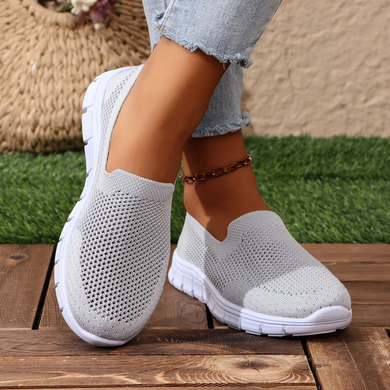 Women Sneakers 2024 New Spring Summer Casual Single Shoes Old Beijing Cloth Shoes Soft Sole Flat Designer Shoes Zapatos De Mujer