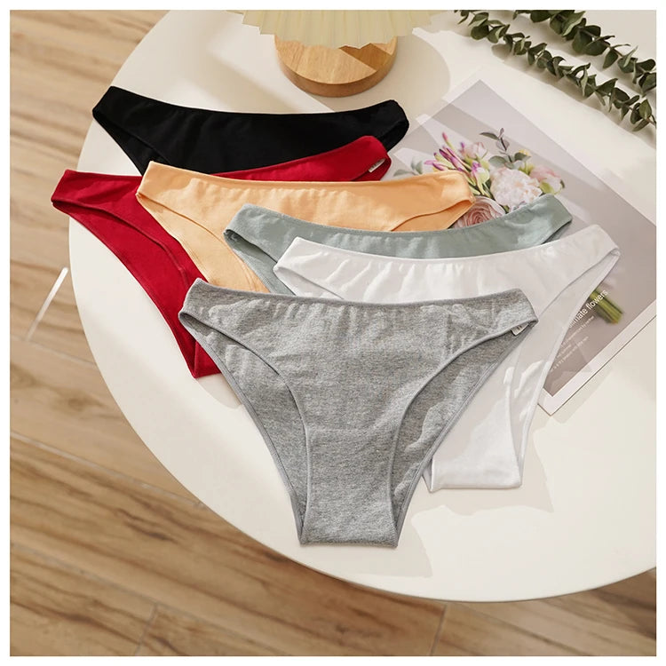 Meet'r Comfortable Cotton Underwear for Women Breathable Low Waist Panties, Seamless Lingerie Oversize Yoga Shorts