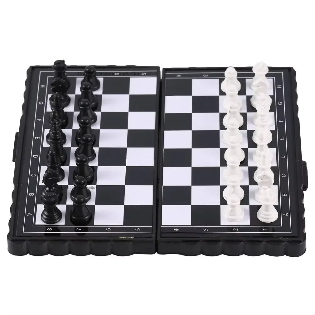 1set Mini Magnetic Chess Set Folding Magnetic Plastic Chessboard Board Game Portable Outdoor Travel Camping Entertainment