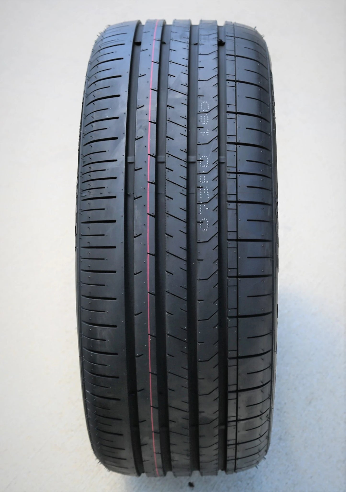 4 Tires Armstrong Blu-Trac HP 225/50R16 92W A/S Performance