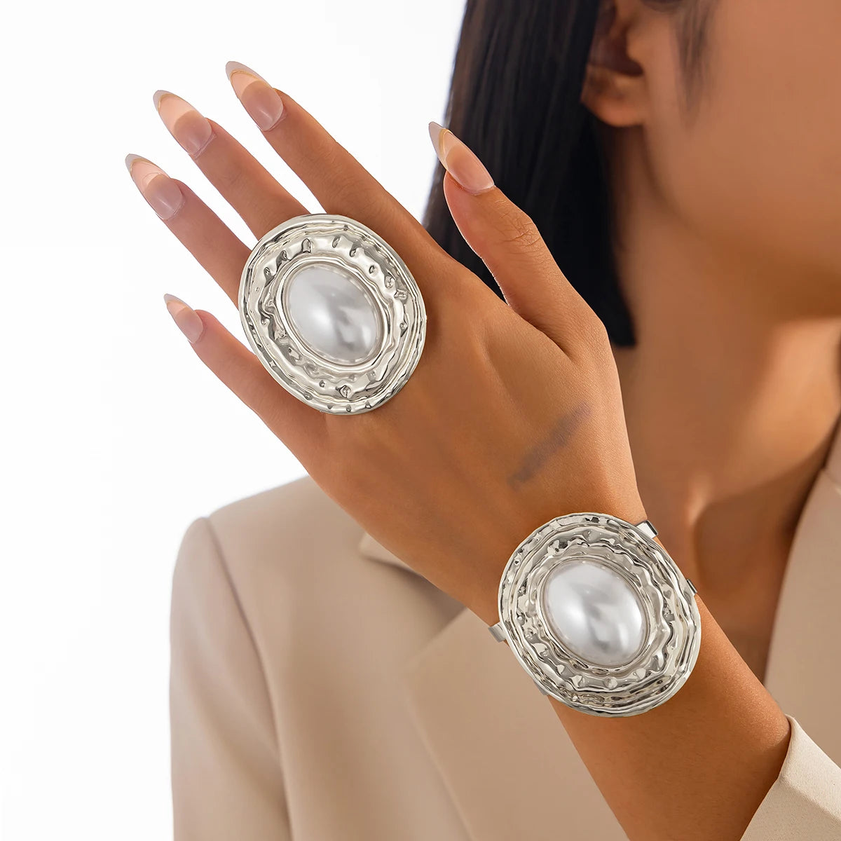 PuRui 2Pcs/Set Exaggerated Circle Chunky Adjustable Open Cuff Bangles Imitation Pearl Rings for Women Grunge Jewelry Set Gift
