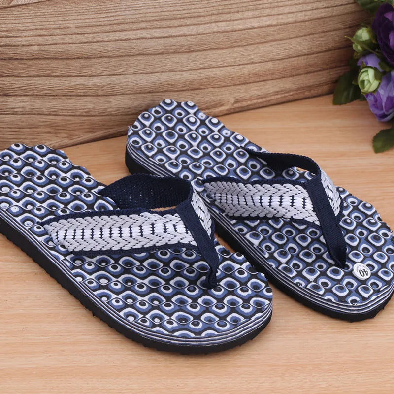 New Fashion Summer Massage Flip-Flops Men Slippers Beach Sandals Comfortable Men Casual Shoes Fashion Men Flip Flops Footwear