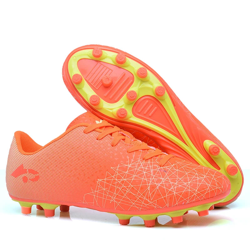 A pair of children's four-season leather upper long-stud football shoes with strong grass grip, sizes 32-42，HJ-27017