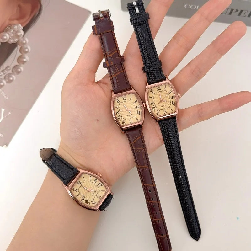 Simple Fashion Retro Brown Women Quartz Watches High Quality Ladies Wristwatches Vintage Leather Watchband Watch for Lovers Gift