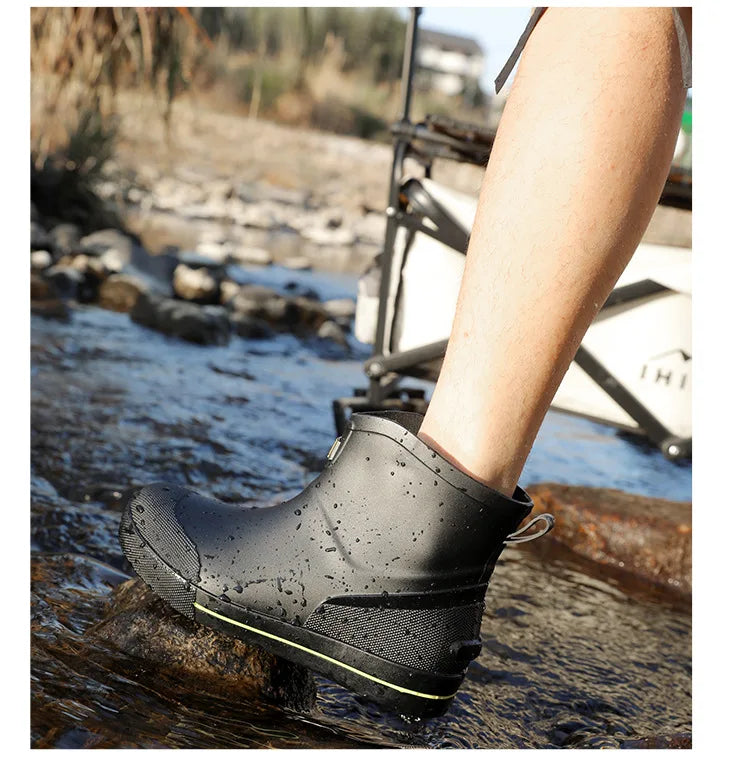 Snow Warm Thick Rain Boots, Kitchen Waterproof and Anti Slip Rain Shoes, Men's Fashionable and Wear-resistant Water Shoes
