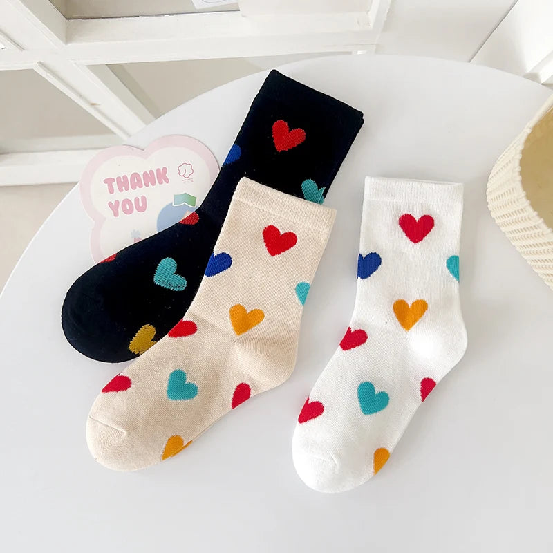 Three pairs of girls' socks for spring and autumn, sweet and versatile, with a heart-shaped color block design