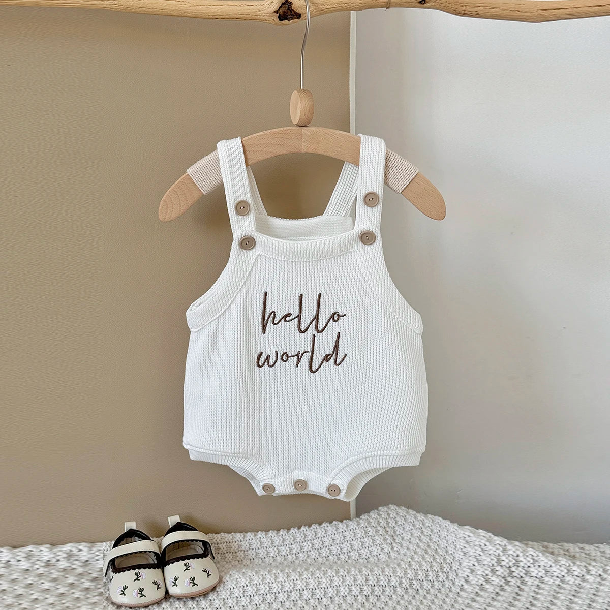 2025 Spring Newborn Baby Clothing Cotton English Embroidered Baby Jumpsuit