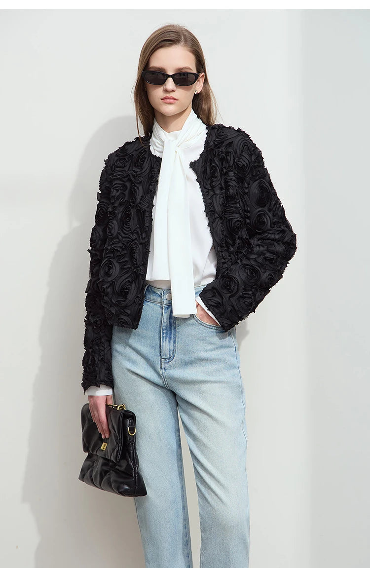AMII Minimalism Short Jacket Women 2025 Autumn New Elegant Romantic Stereoscopic Flower O-Neck Hook Button Outwear Coat 12521066