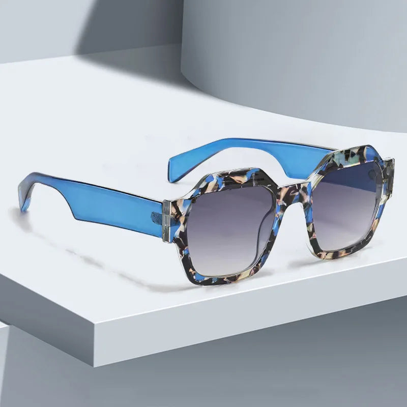 2025 New In Luxury Vintage Cat Eyt Sunglasses Women 2025 Fashion V Shape Designer Sun Glasses Female Eyewear UV400 Gift for Girl
