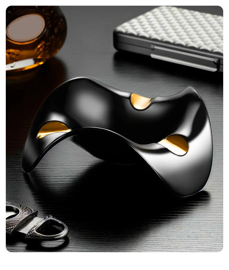 Triangular Ceramic Cigar Ashtray, Wave Design Multi-Caliber Smoke Groove