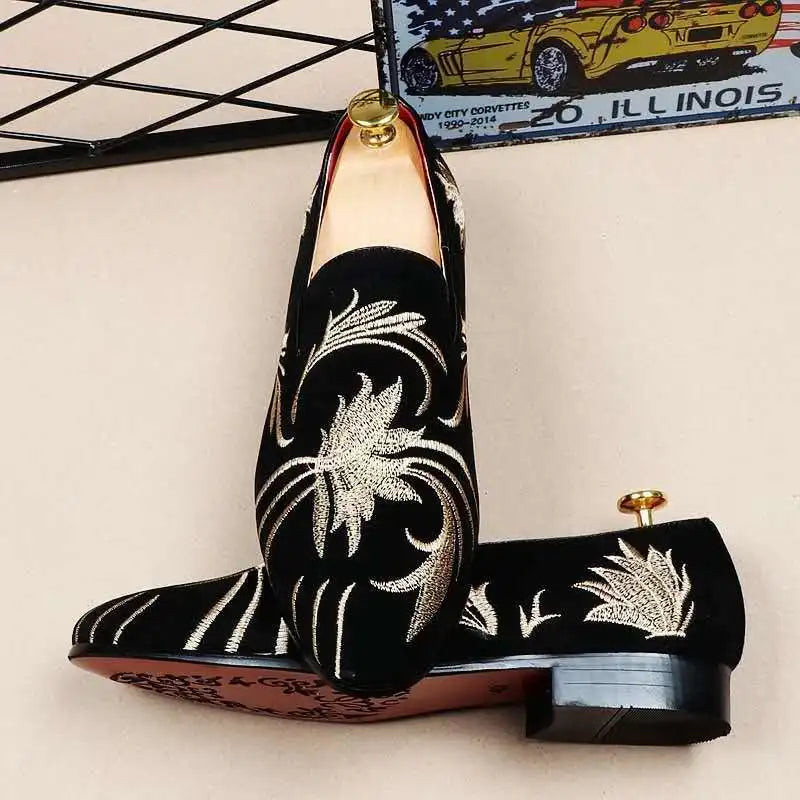 Men Suede Leather Shoes Designer Embroidery Men Loafers Luxury High Quality Moccasins Brand Party Wedding Shoes Men Flats 38-48