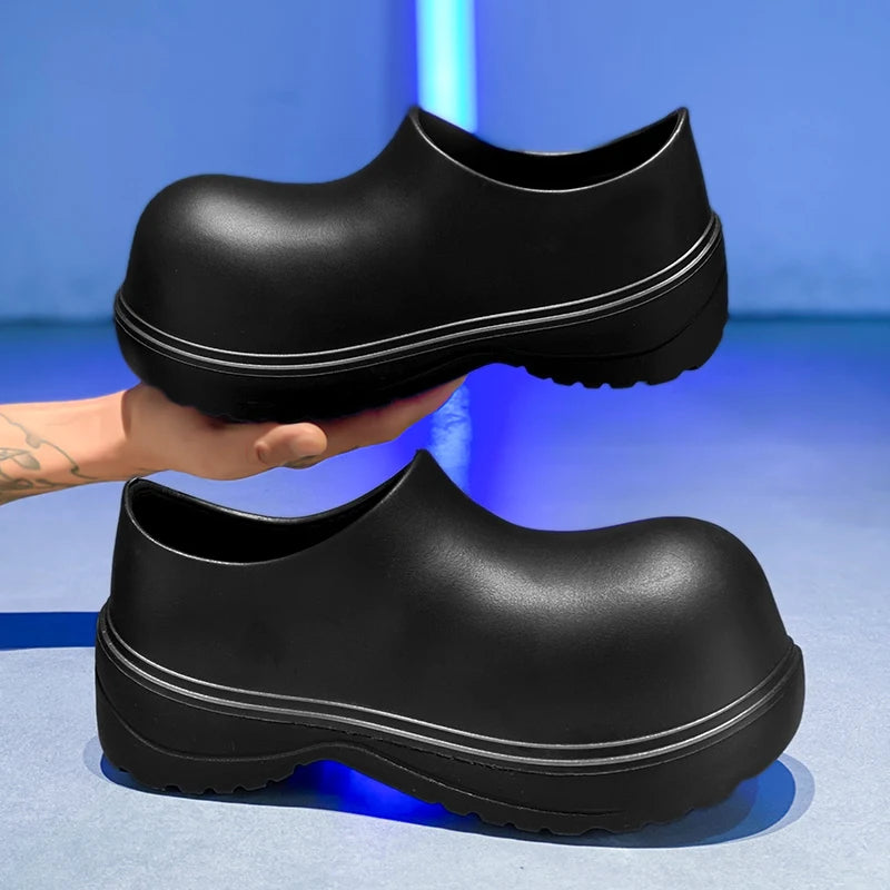 Slippers for men, spring trendsetters, height increasing thick soled big toe shoes, stylish men, summer outerwear, casual fashio