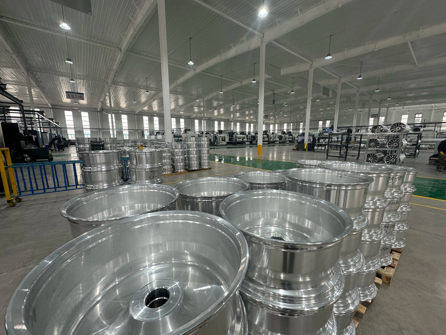 Hebei Zhigu 15" 16" 17" 18" Forged Alloy Wheels 5x100 5x112 57.1 67.1 Centers Chrome Car Rims for Faw Volkswagen