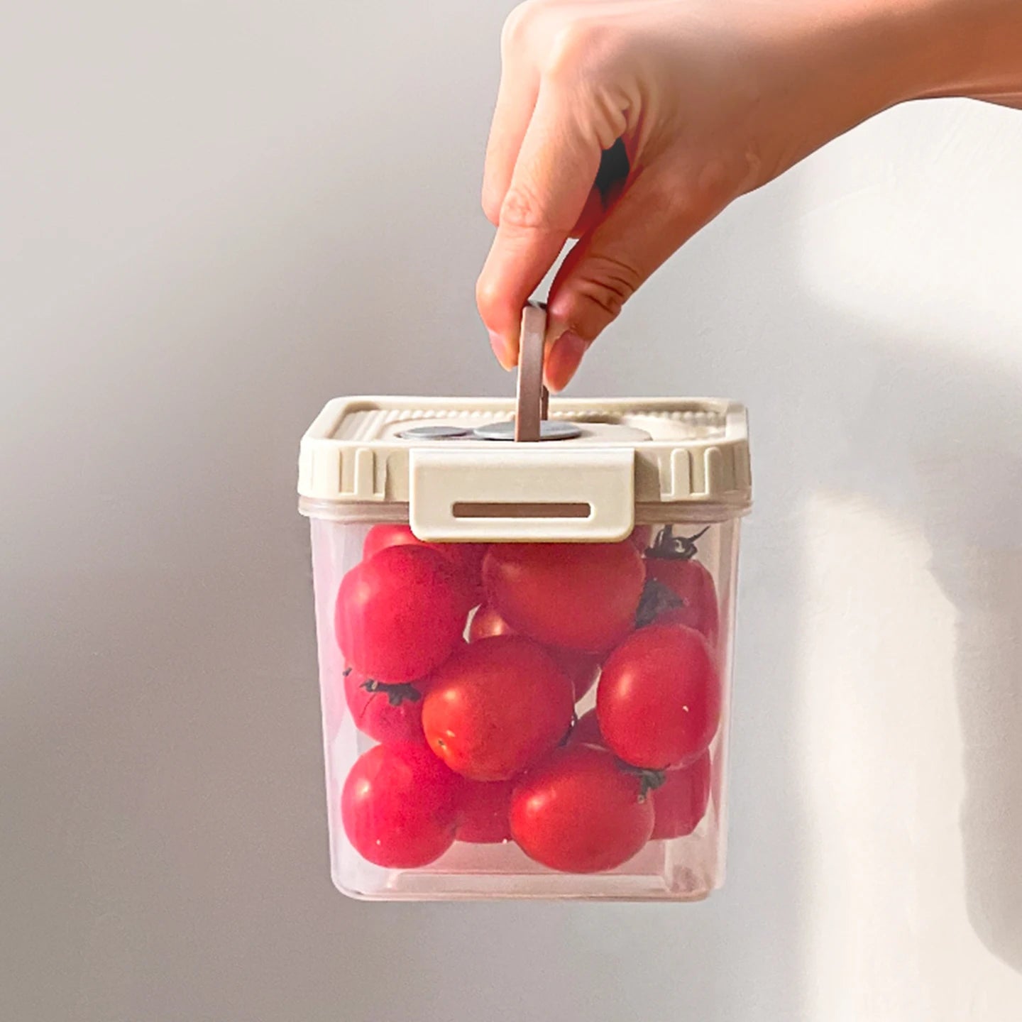 Clear Plastic Food Storage Box Portable Moisture Proof Sealed Snacks Grain Storage Container Drain Fruit Box Kitchen Organizer