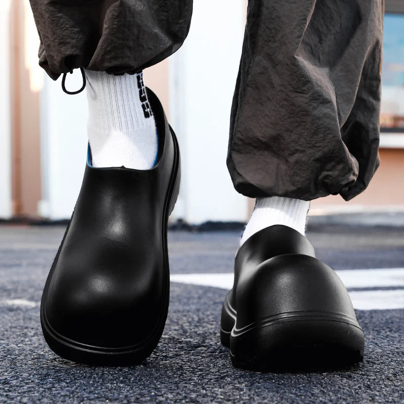 Slippers for men, spring trendsetters, height increasing thick soled big toe shoes, stylish men, summer outerwear, casual fashio
