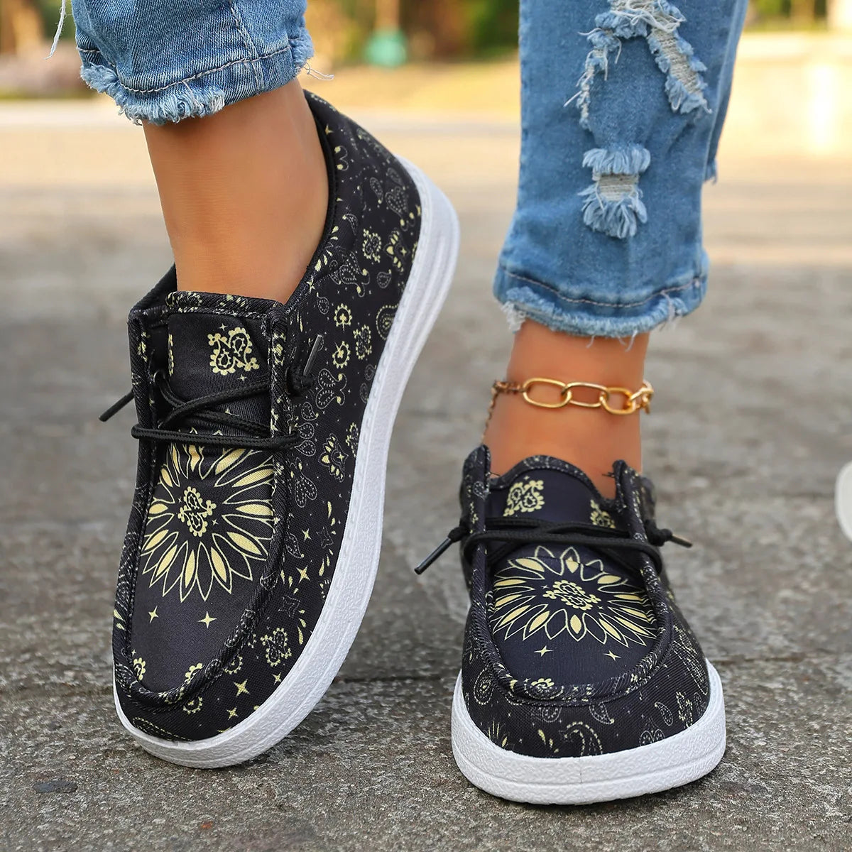 Casual Flat Laced Women's Loafers Spring New Style Breathable Canvas Shoes Comfortable Spring Autumn Winter Seasonal Flats