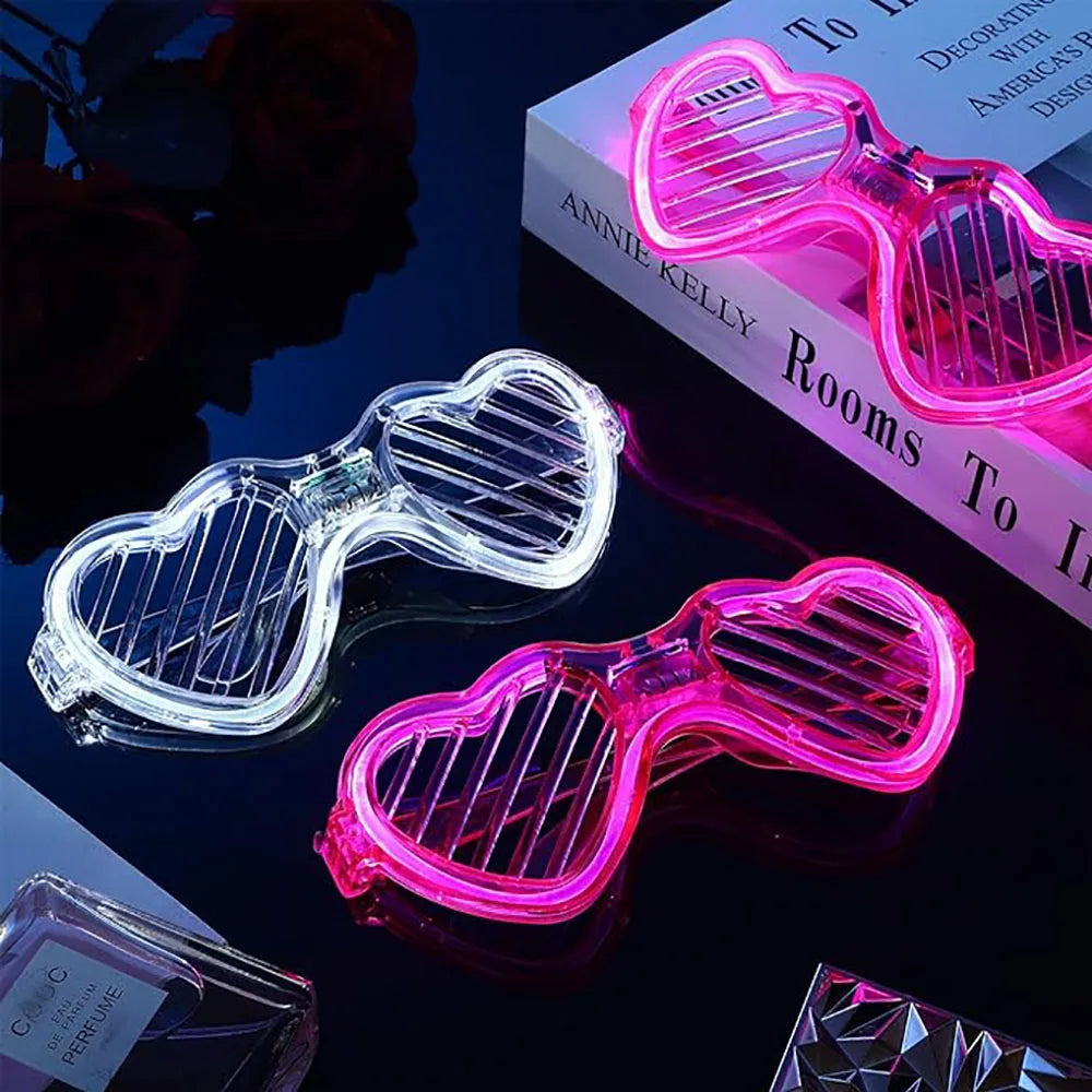 5/10/20/30Pcs Glow In The Dark Glasses Heart Shaped LED Light Up Sunglasses Glow Neon Party Favor for Kids Adults Party Supplies