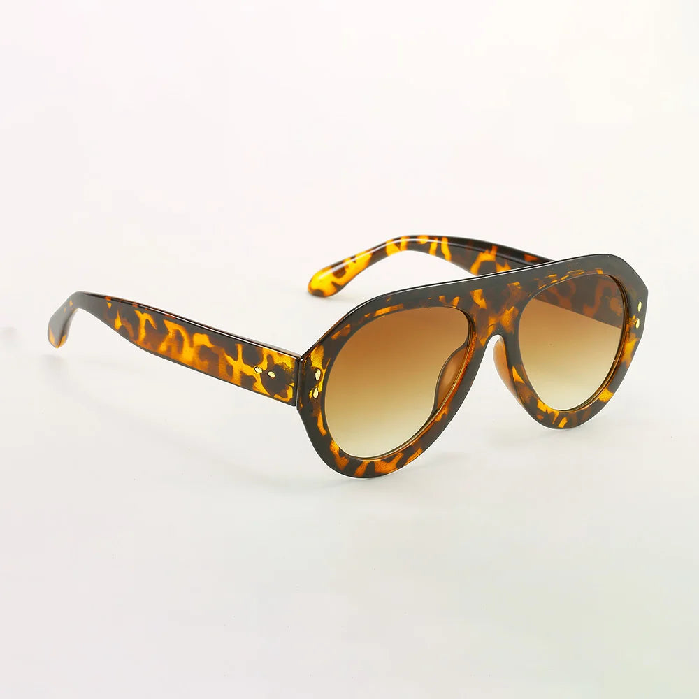 2025 New in Vintage Sunglasses for Women Modern Fashion Red Gradient Round Glasses Glasses Women Gift for Womens Sunglasses
