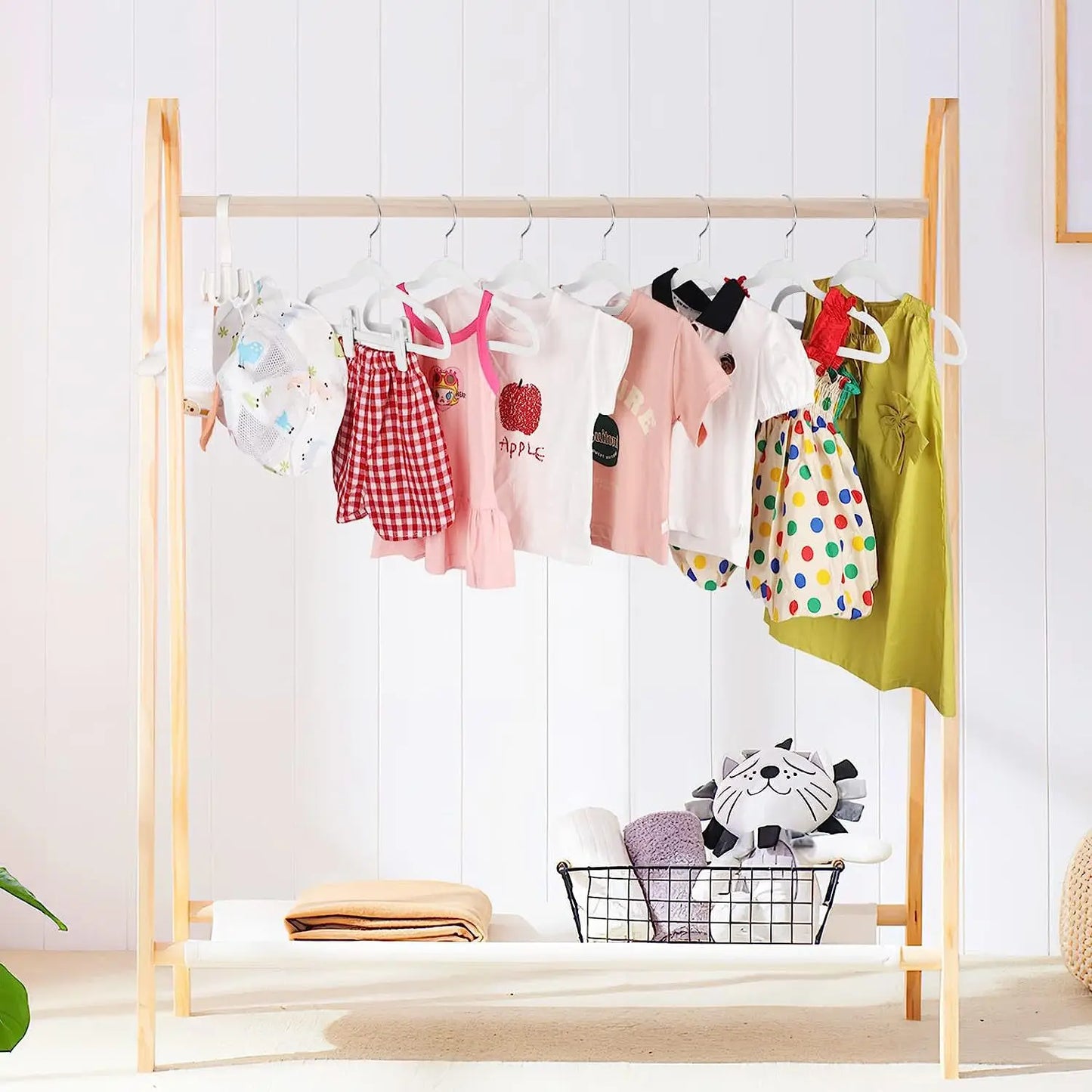 Pack of 10-Children's Velvet Non-Slip Hanger, Slim and Space Saving - 360° Swivel Hooks,Durable Junior Hanger