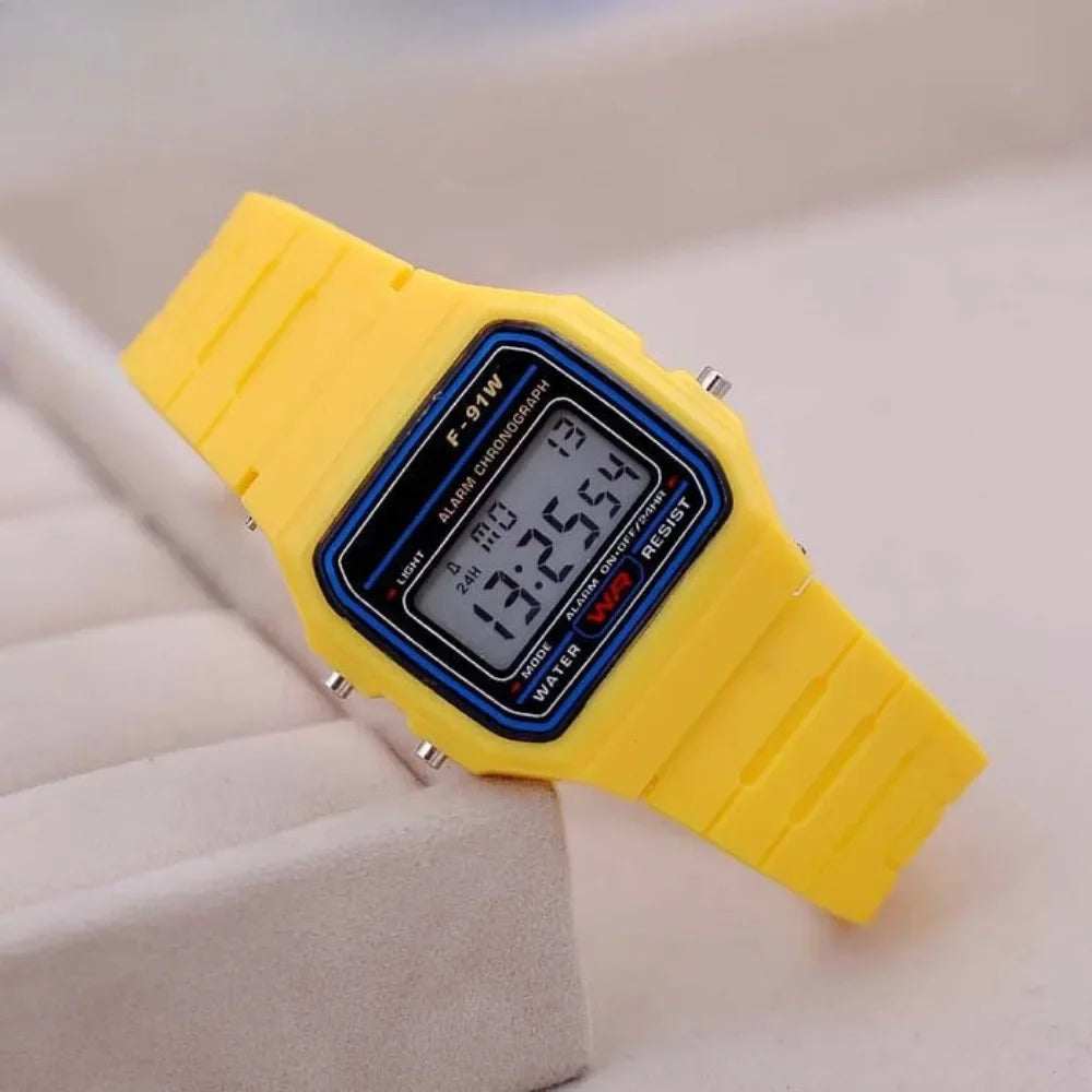 Luxury Ladies Wristwatches Relojes Para Mujer Retro Square Electronic Watches Digital Display Women Men Watch Rose Gold Silver