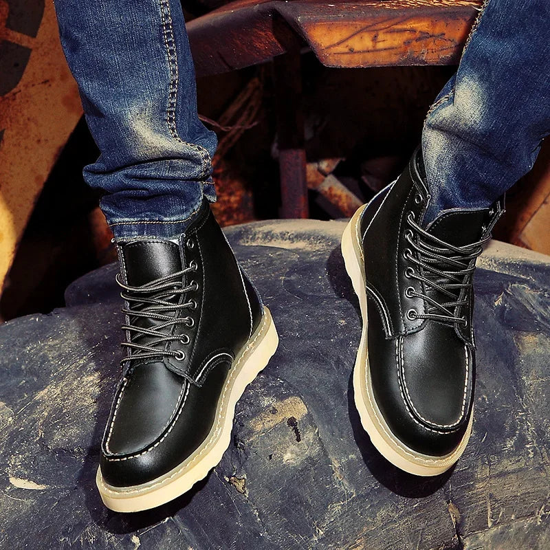 Genuine Leather Men Desert Boots Casual Outdoor Soft Sole Walking Shoes Outdoor Lace Up Boots High Quality Male High Top Shoes
