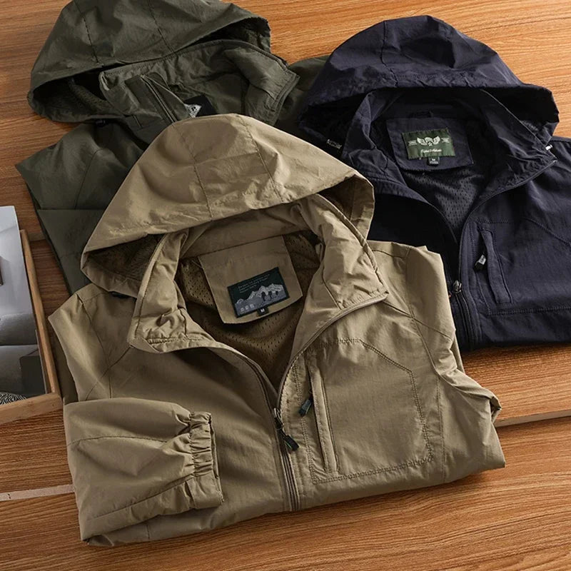 Men's Jacket Spring and Autumn Three Proof Fashion Casual Loose Hooded Professional Outdoor Windproof Windbreaker Coat