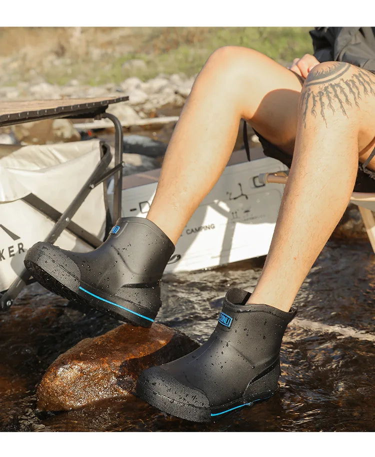 Snow Warm Thick Rain Boots, Kitchen Waterproof and Anti Slip Rain Shoes, Men's Fashionable and Wear-resistant Water Shoes