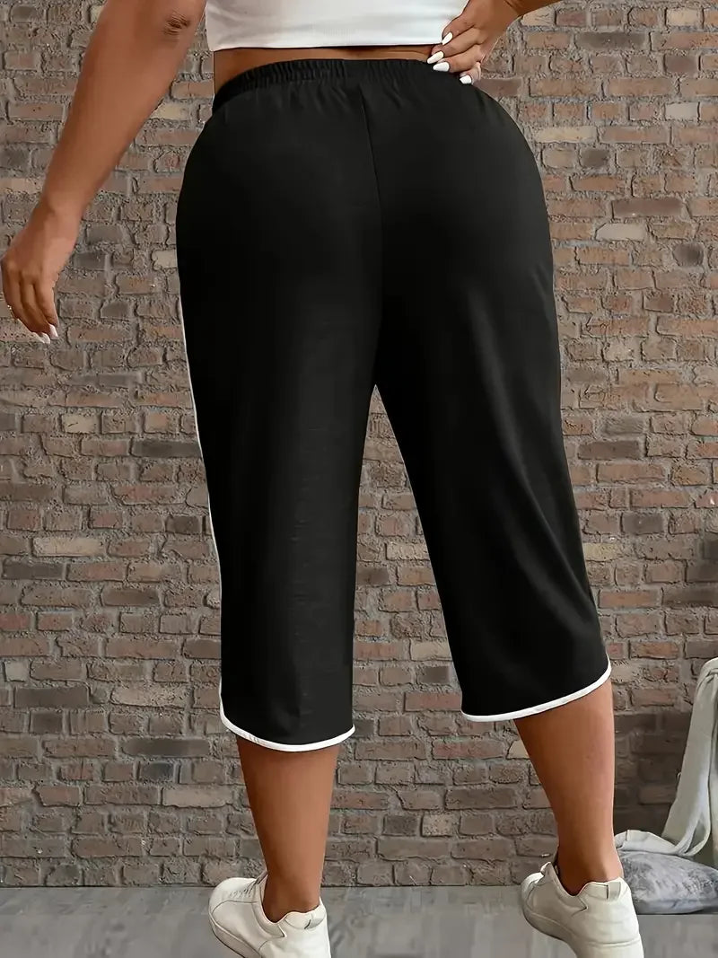 Plus Size 1XL-5XL Women Fashion Comfortable Stretchy Three Quarter Pants Ladies Casual Solid Color Functional Pockets Pants