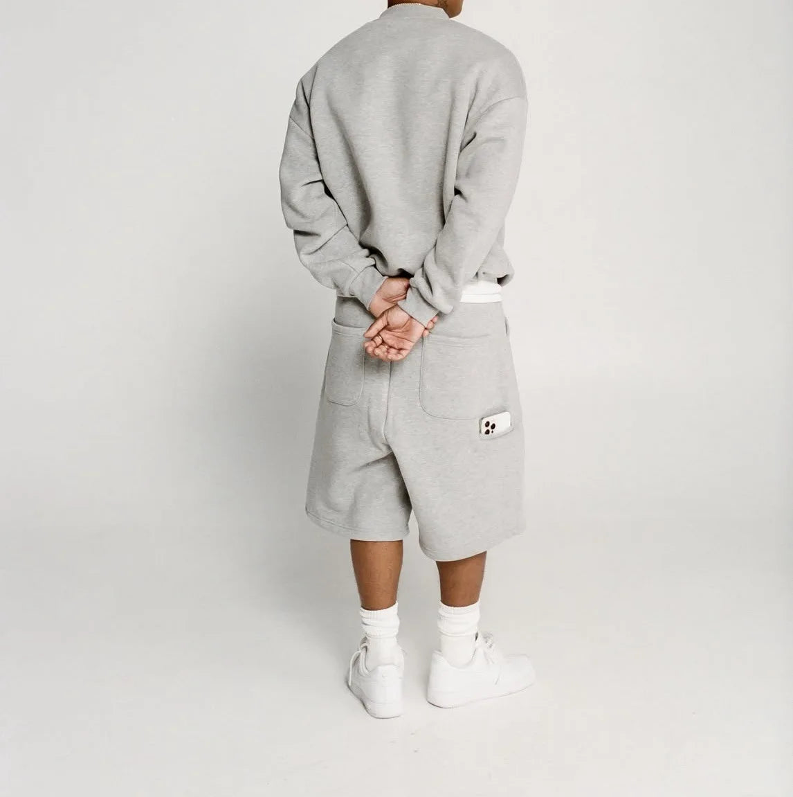 2025 New Harajuku street simple men sports pants ins versatile loose five-point pants short casual pants men shorts