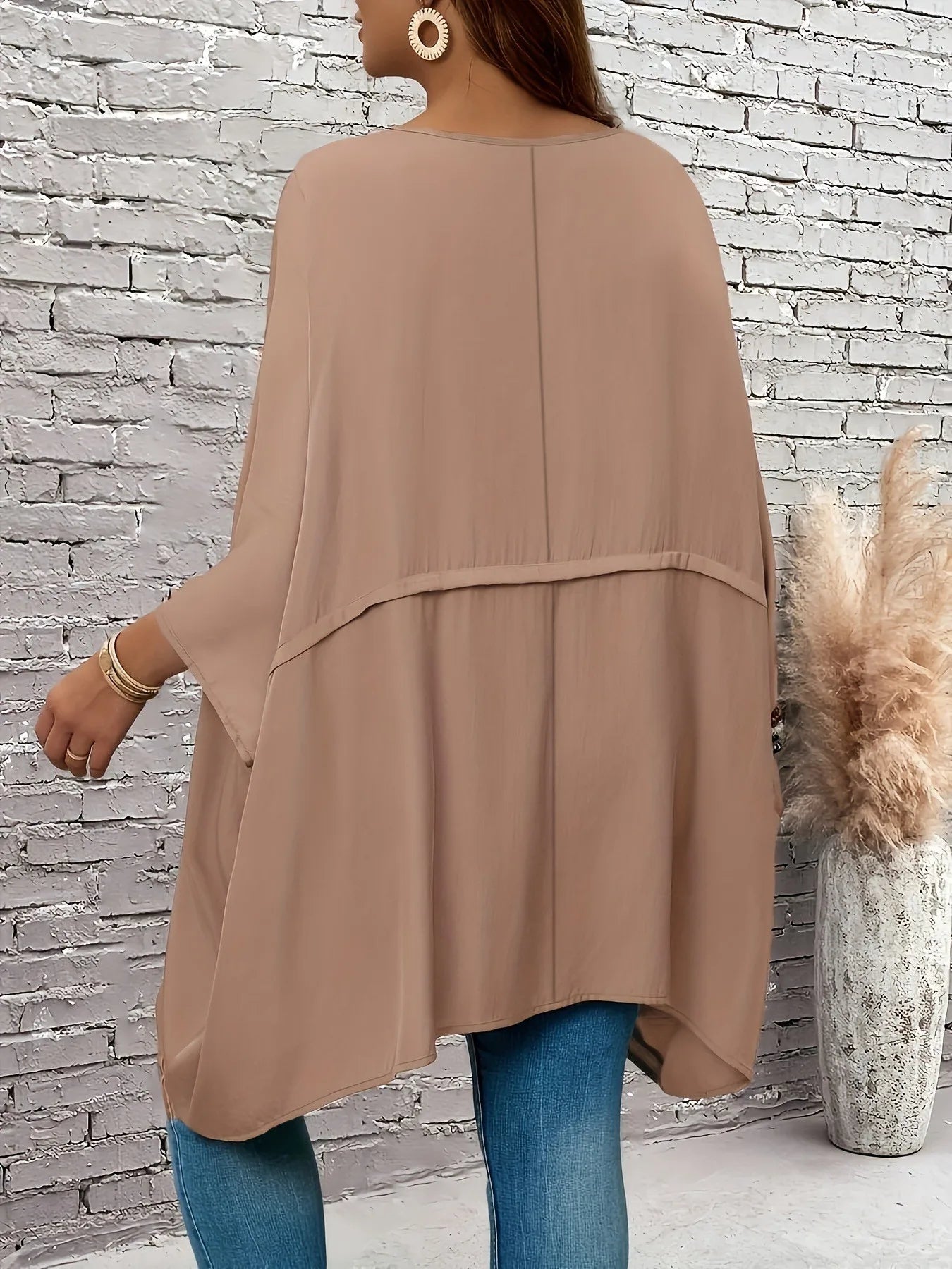 Plus-size women's clothing - solid-color loose crew-neck batwing sleeve top for spring and autumn casual vacations
