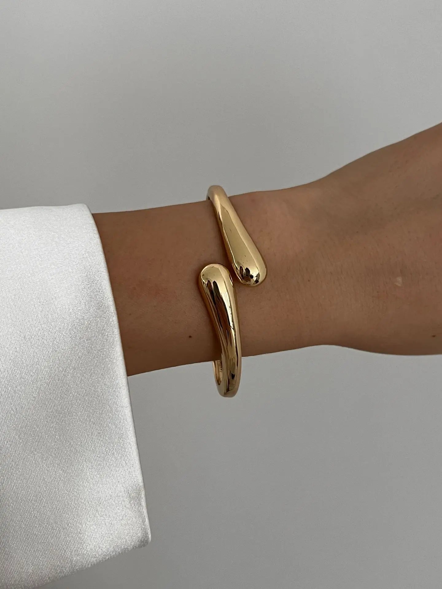 DIEZI Punk Hip Hop Geometric Cuff Bangles Exaggerated Irregular Gold Silver Color Metal Spring Bangles For Women Men Bracelet