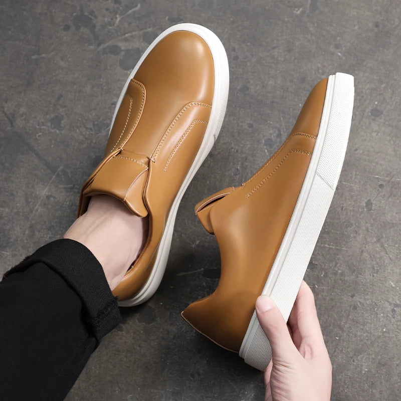 Fashion Men's Skateboard Shoes Sneakers Men Casual Slip-on Leather Loafers Flats