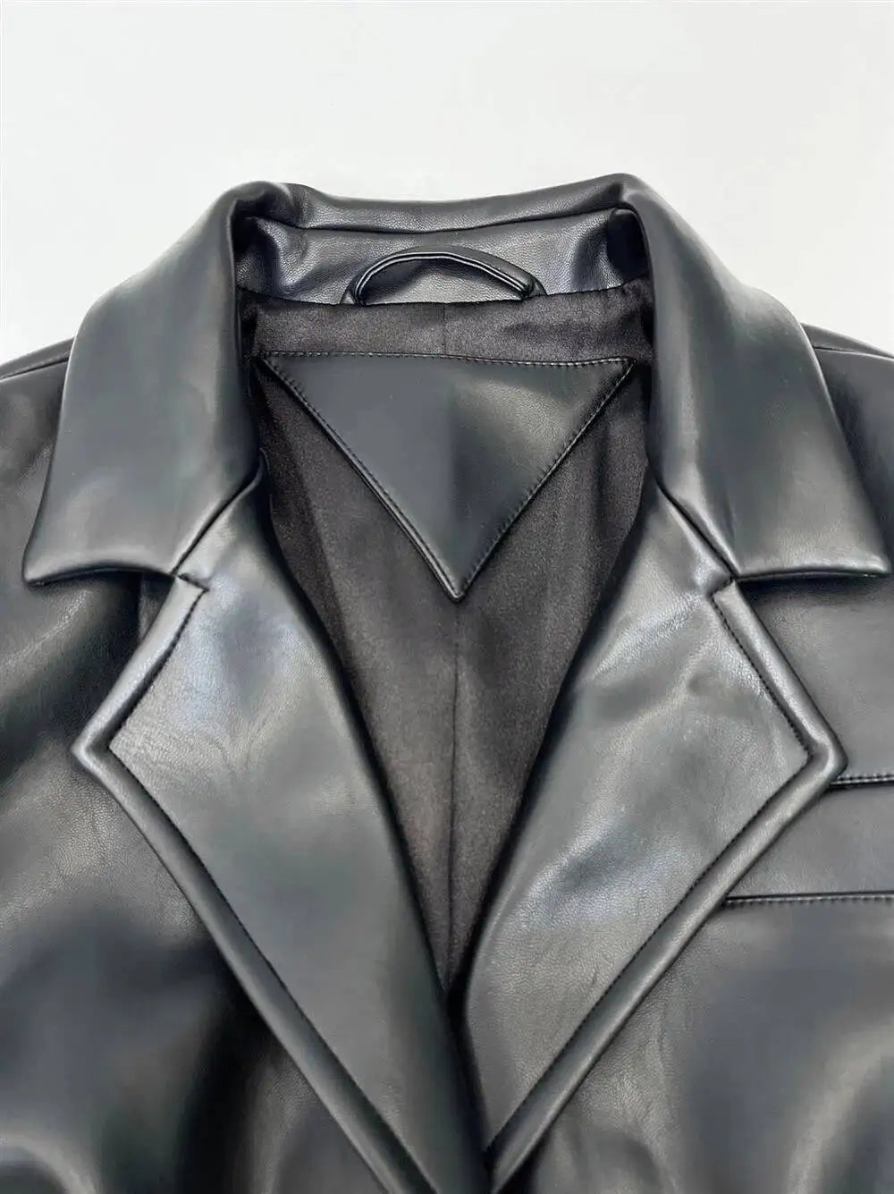 DEAT Fashion Women's Blazer Notched Collar PU Patchwork Knitted Super Waist Silhouette Suit Jackets Spring 2025 New 17A2010H