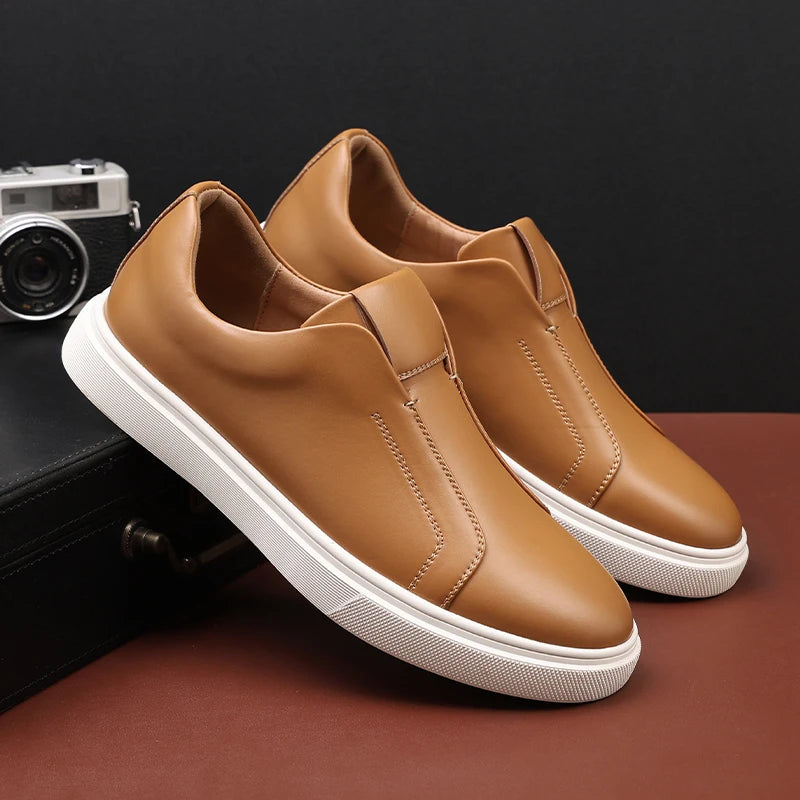 Fashion Men's Skateboard Shoes Sneakers Men Casual Slip-on Leather Loafers Flats