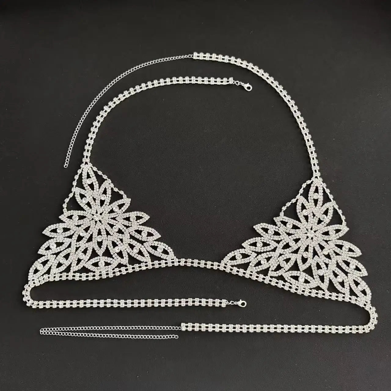 The chic Bohemian style Rhinestone mesh finger bracelet is the perfect choice for casual wear, gifts, and finger jewelry