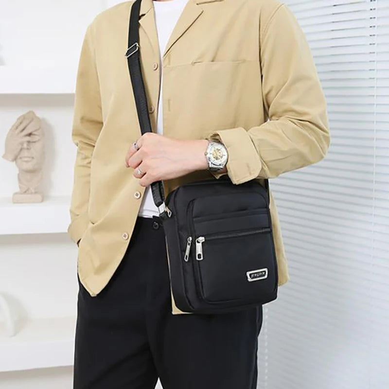 1Pieces Brand New Men Crossbody Bags Male Nylon Shoulder Bags Boy Messenger Bags Man Handbags Mountaineering Bag Christmas Gifts