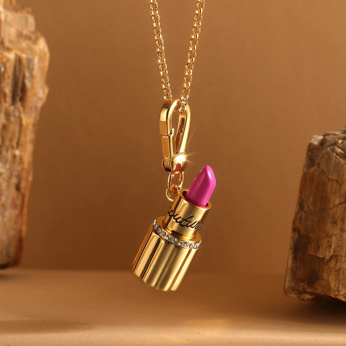 Fashion Luxury Golden Lipstick Tube Pendant Necklace for Women Keychain Pendant Sweet Niche Party Jewelry Halloween Gifts